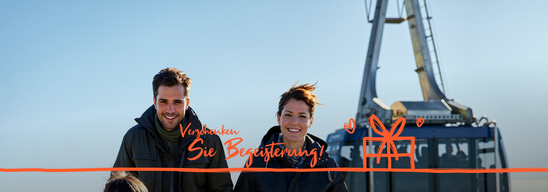 Eine Familie erfreut sich an einem Geschenk voller Begeisterung