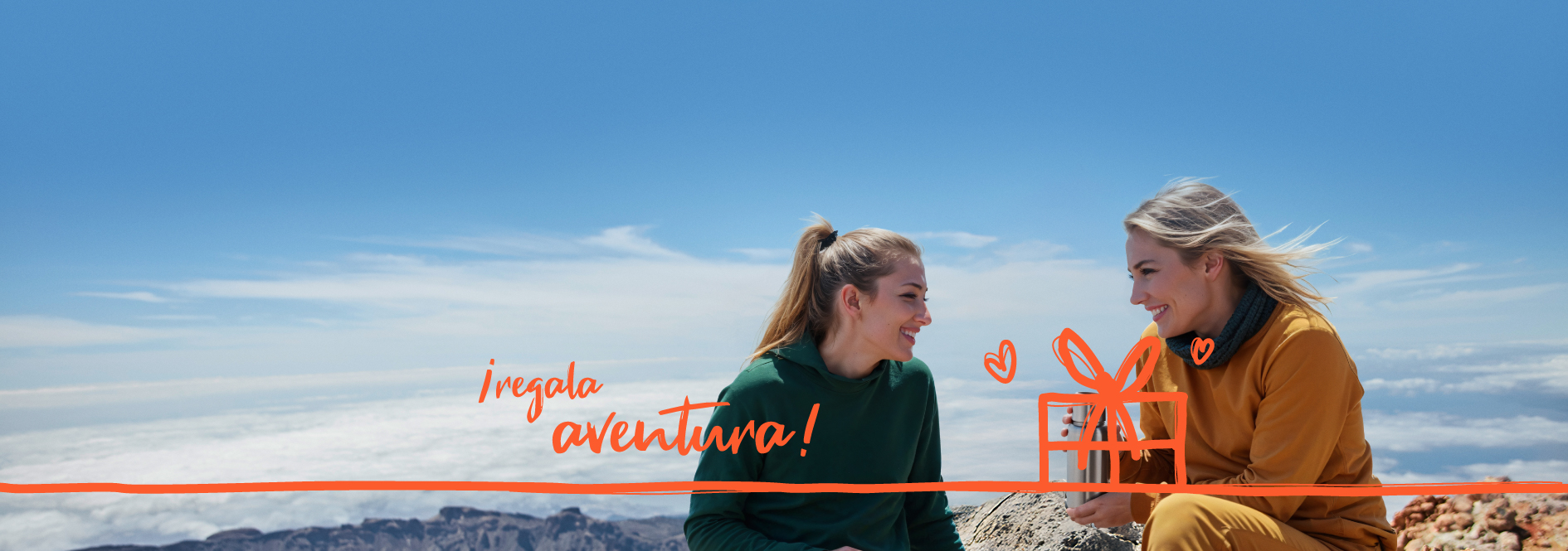 Chicas disfrutando de su regalo de aventura en la naturaleza