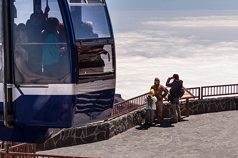 Das Teide-Seilbahn-Unternehmen beginnt mit dem Gutachten und den Arbeiten zur Inbetriebnahme des Services Das Teide-Seilbahn-Unternehmen beginnt mit dem Gutachten und den Arbeiten zur Inbetriebnahme des Services