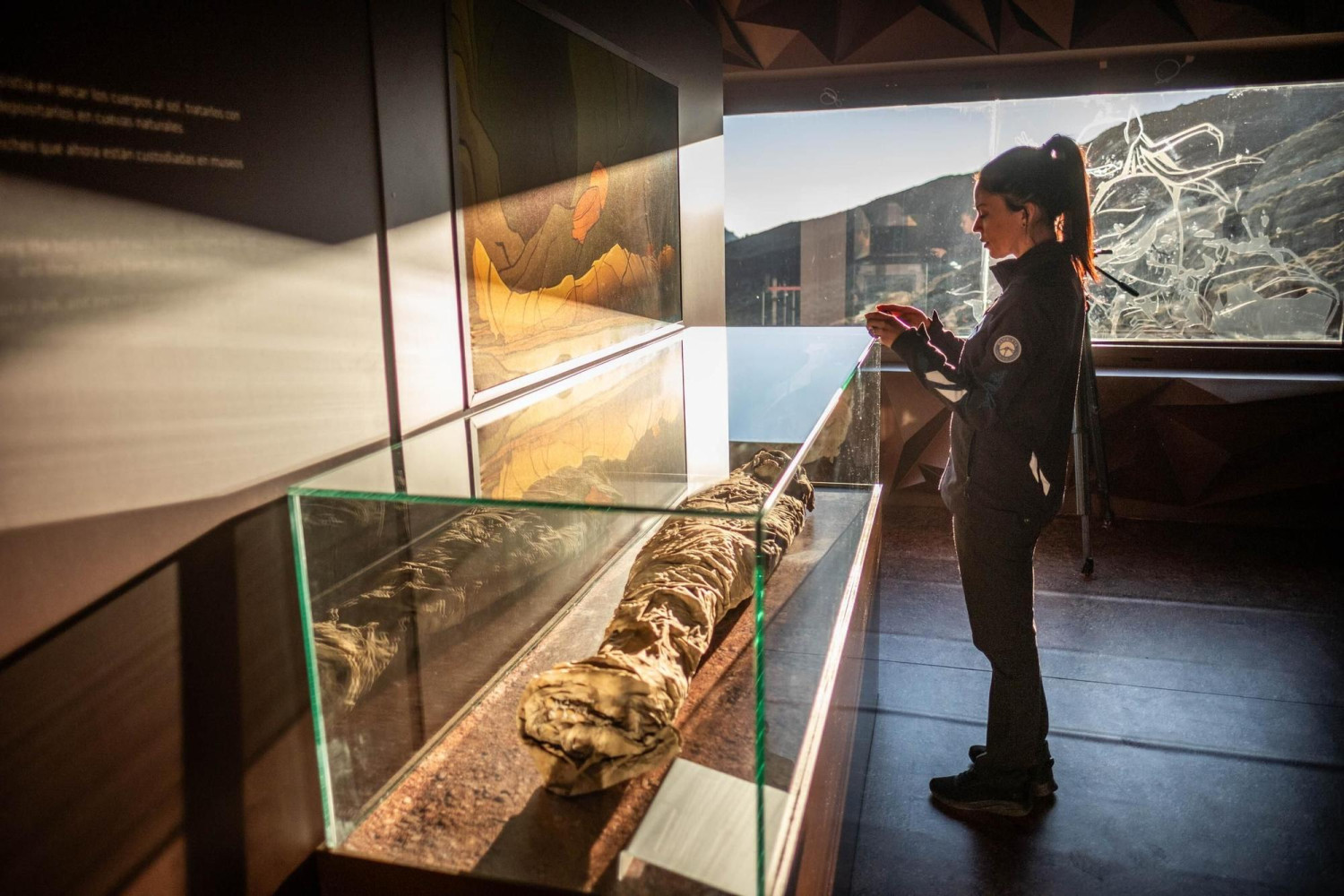 A Guanche mummy in the “Teide Legend Tour” exhibition