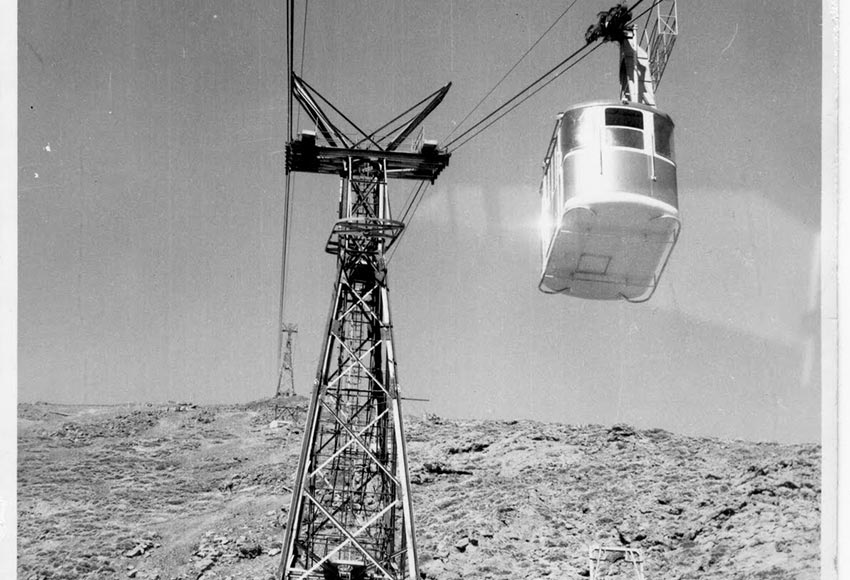 Imagen del primer teleférico del Teide Imagen del primer teleférico del Teide